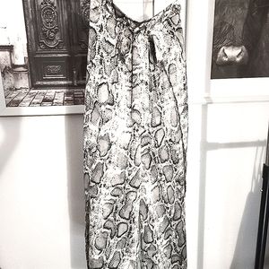 New Pants - Wide Leg High Waisted- Small